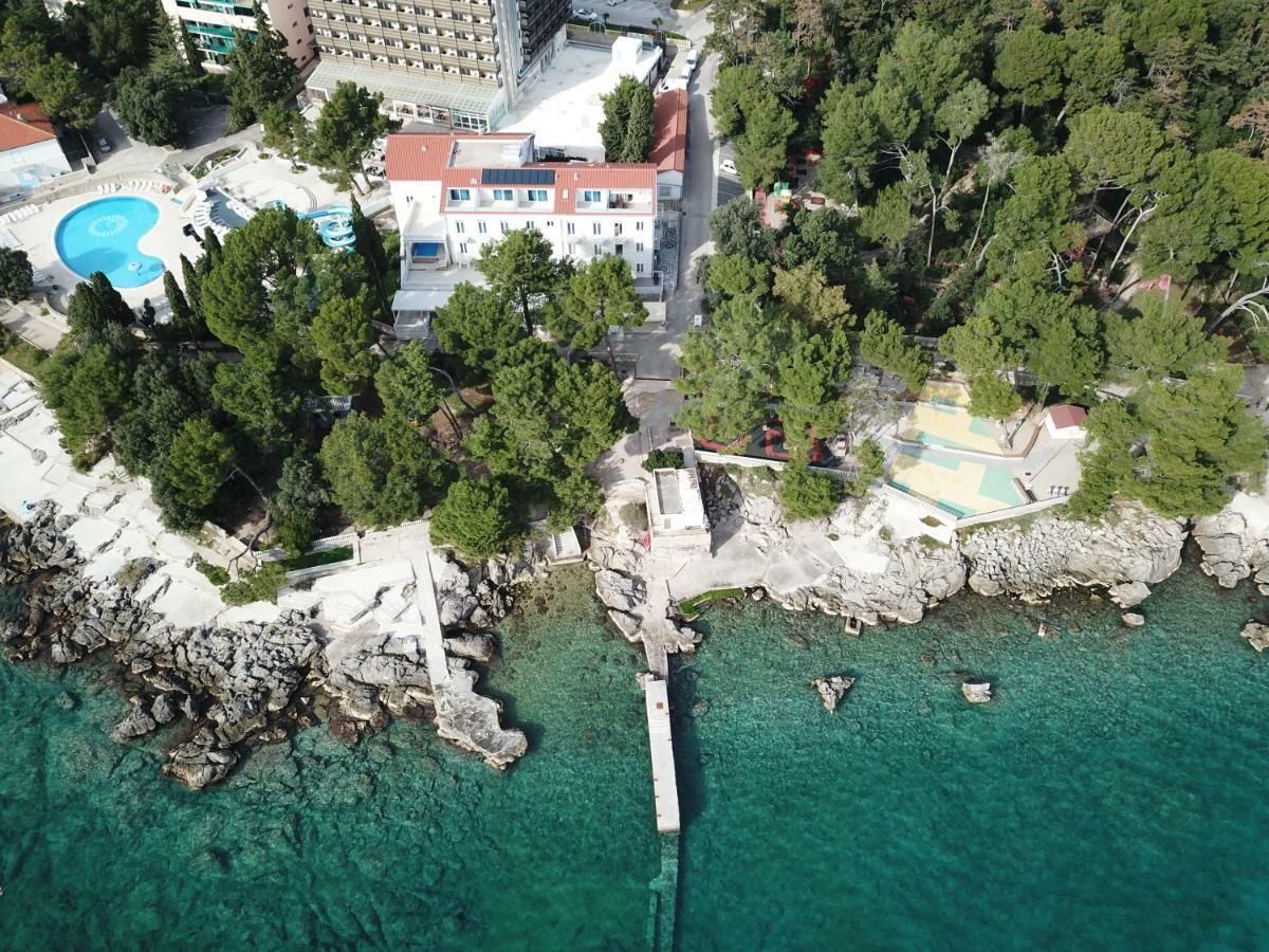 Sesar Apartments Krk - No. 2 Vinko Krk Town Exterior photo