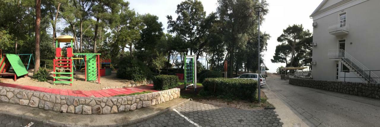 Sesar Apartments Krk - No. 2 Vinko Krk Town Exterior photo