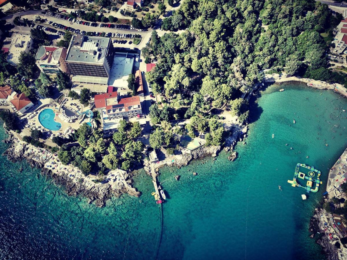 Sesar Apartments Krk - No. 2 Vinko Krk Town Exterior photo